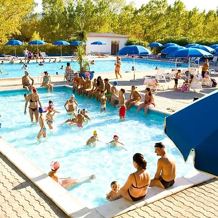 Campeggio Camping 5 Stelle Villaggio Cagnano Varano